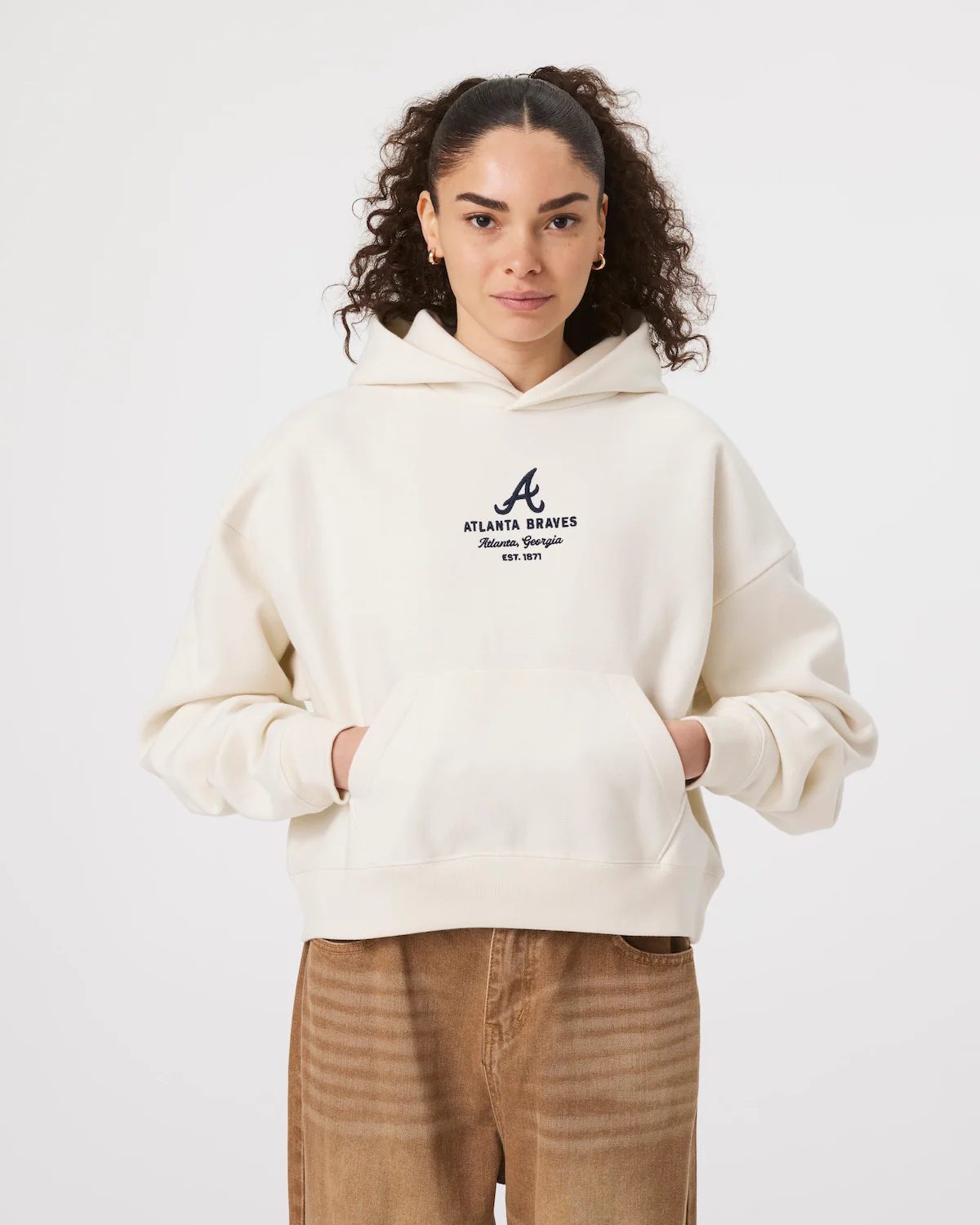 ATLANTA BRAVES ANDERSON '47 FOUNDATION HOOD WOMENS