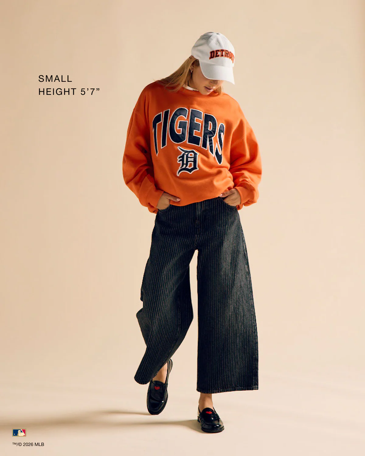 DETROIT TIGERS COOPERSTOWN EXTRA INNINGS '47 OVERSIZED CREW WOMENS - Image 3